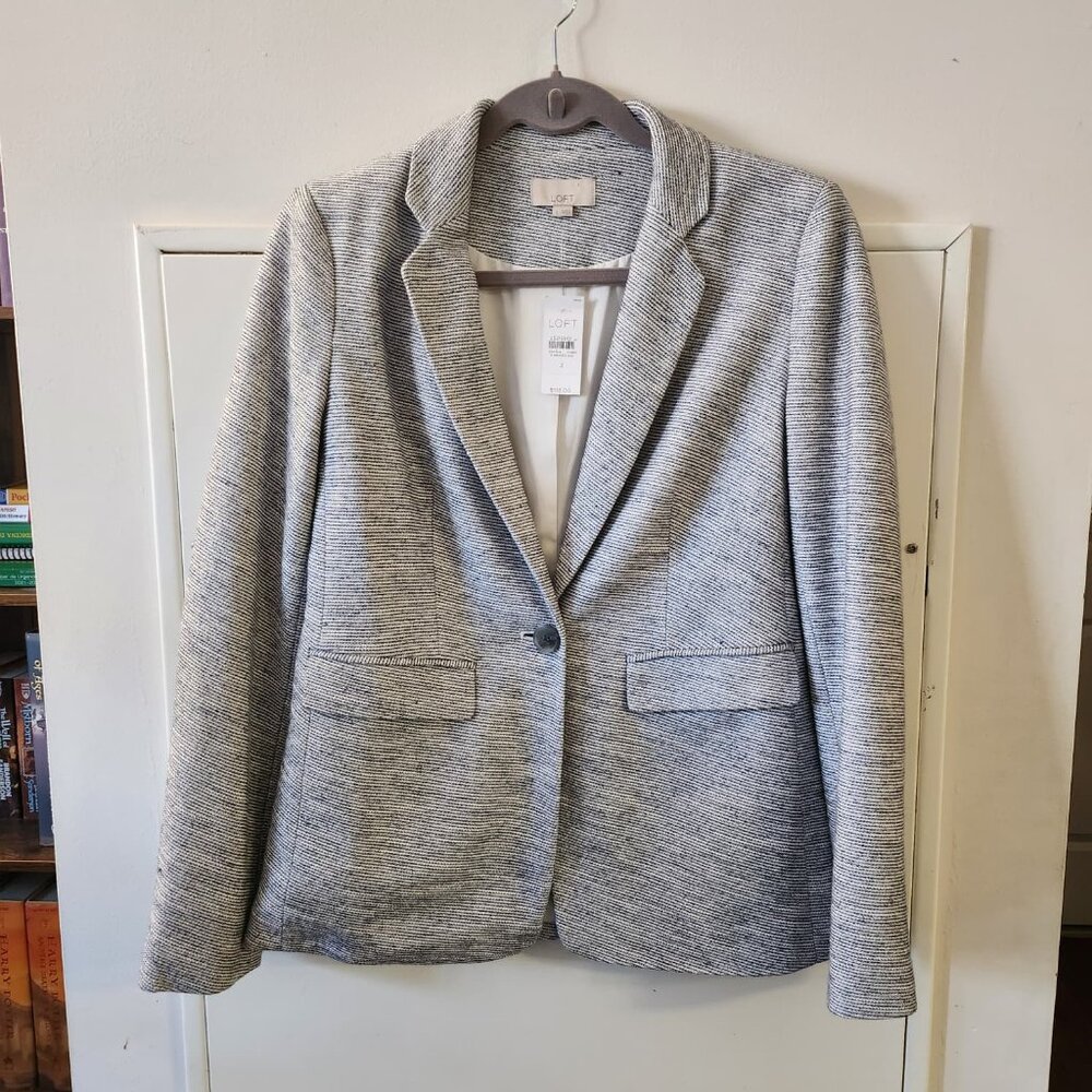 LOFT Women’s Textured One-Button Blazer – Gray